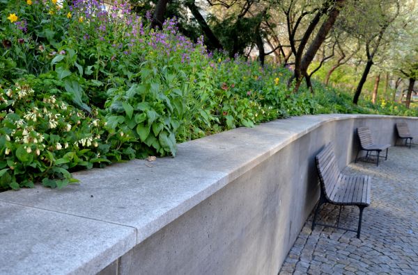 Concrete Retaining Wall Service in Carmel